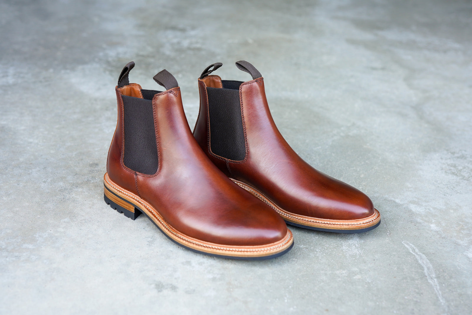 The Elmwood - Mahogany (618) Factory Samples/Try-On's – Parkhurst