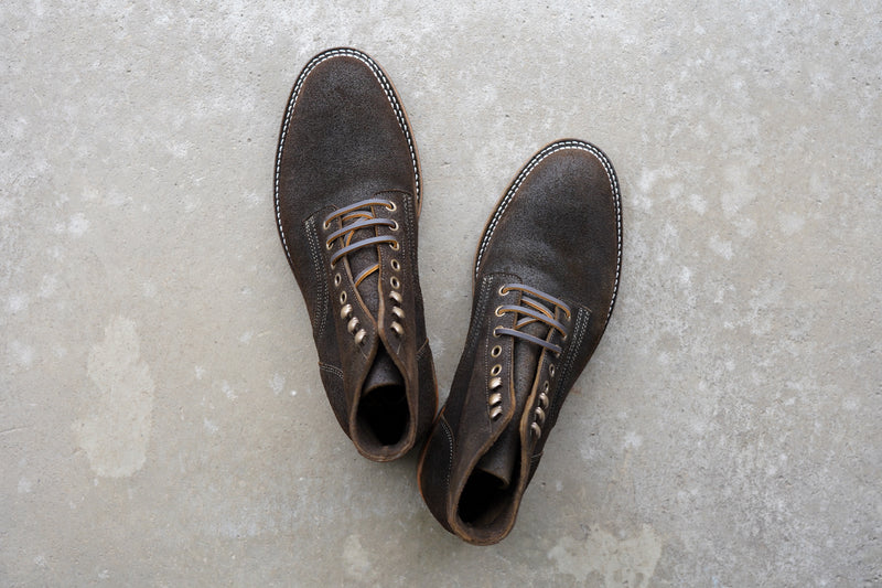 The Allen Stitchdown - Dark Olive Waxed Rough-out (618