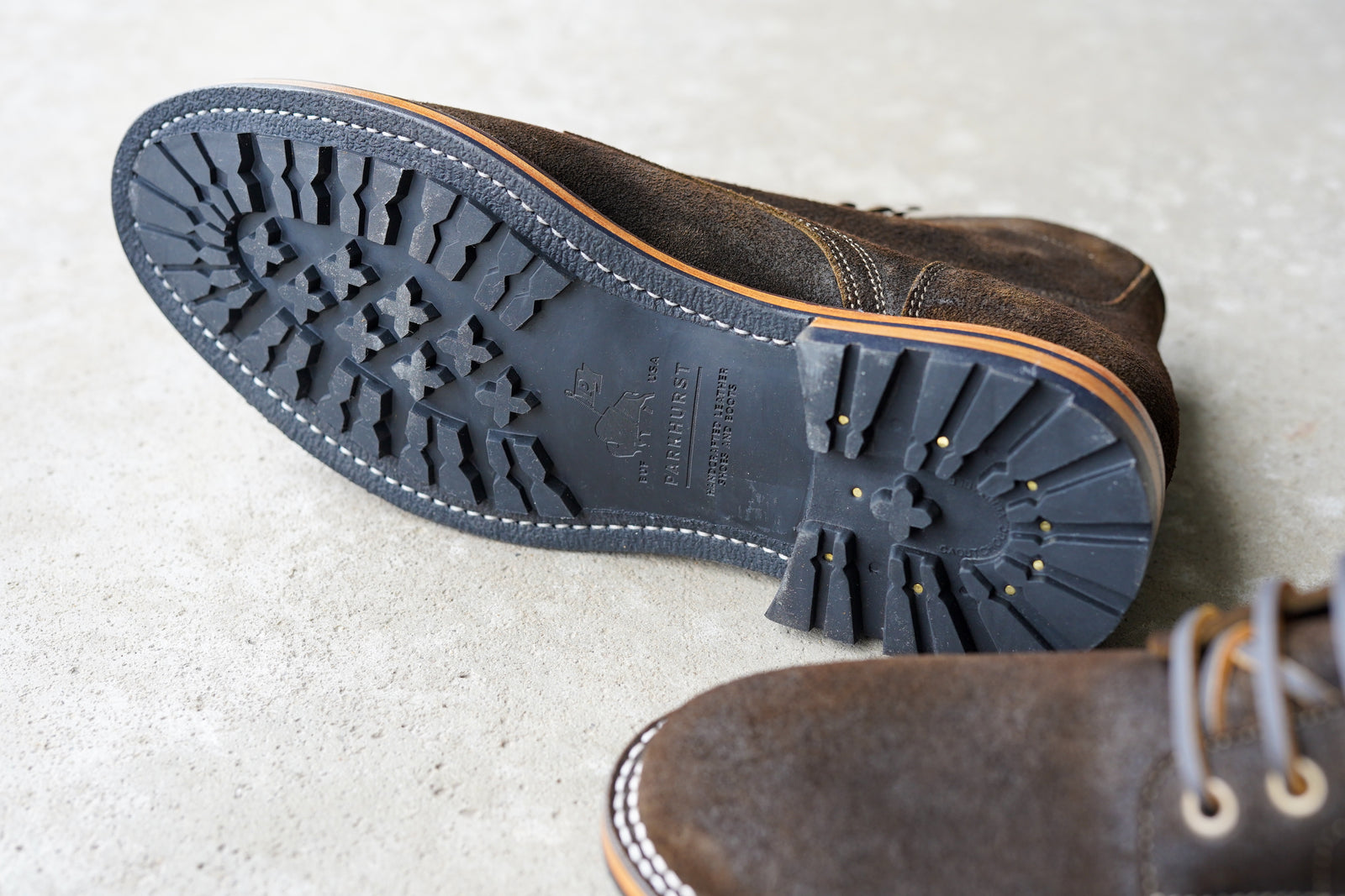 The Allen Stitchdown - Dark Olive Waxed Rough-out (618
