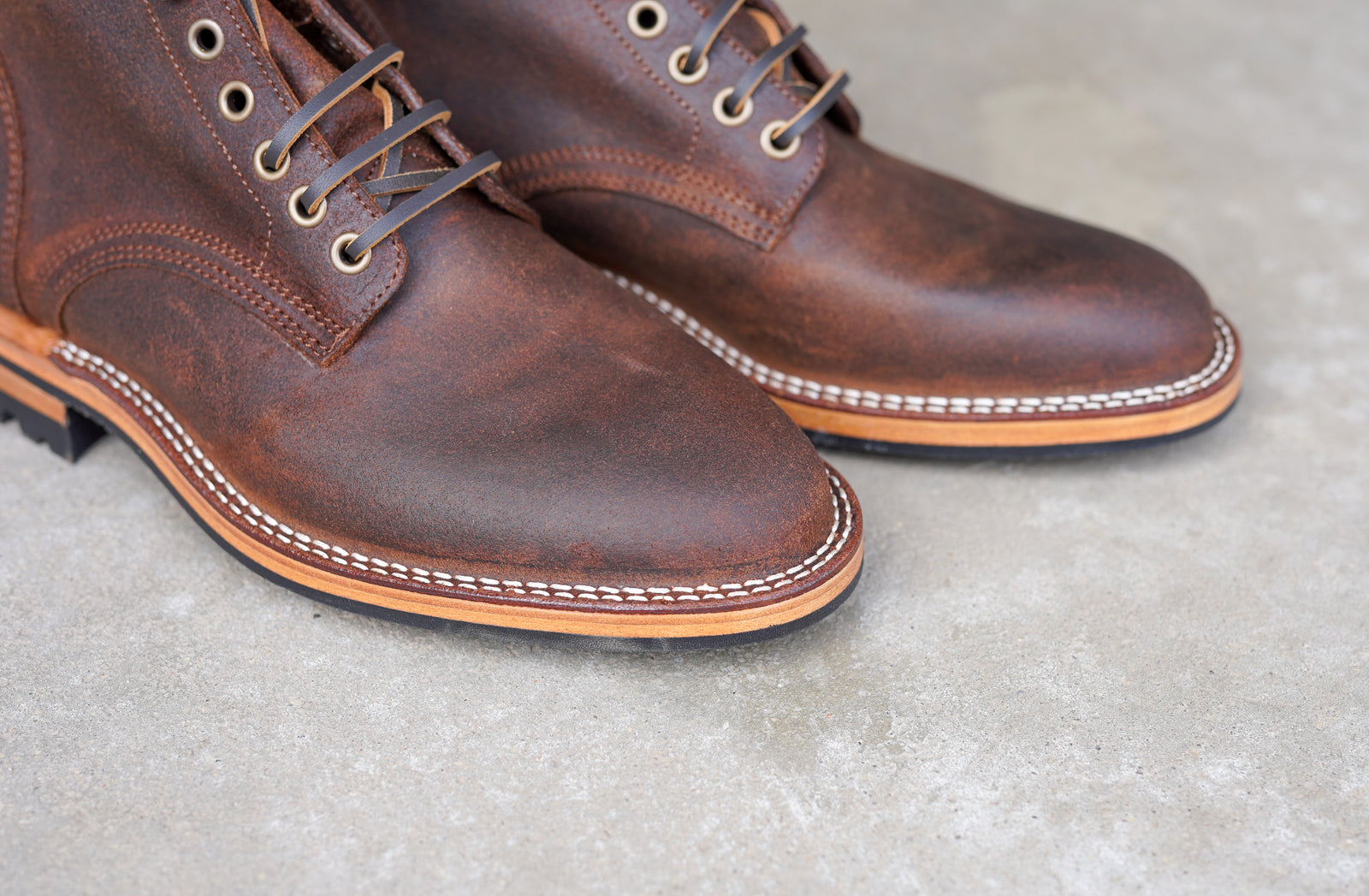 The Allen Stitchdown - Saddle Waxy Commander (618) – Parkhurst