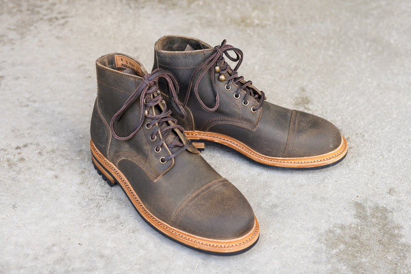 The Richmond - Sandstone Waxy Commander (602) – Parkhurst Brand LLC