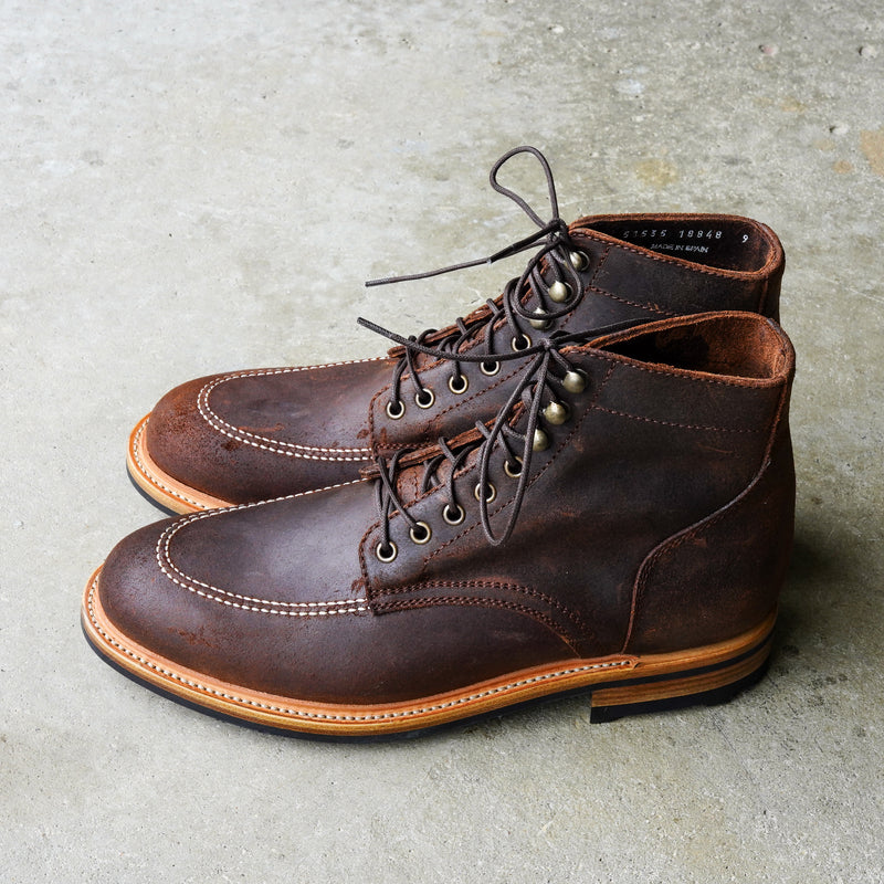 The Niagara - Saddle Waxy Commander (602M)