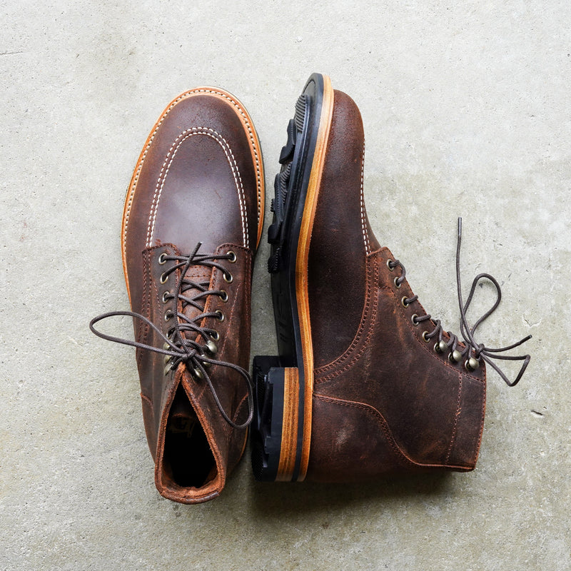 The Niagara - Saddle Waxy Commander (602M)