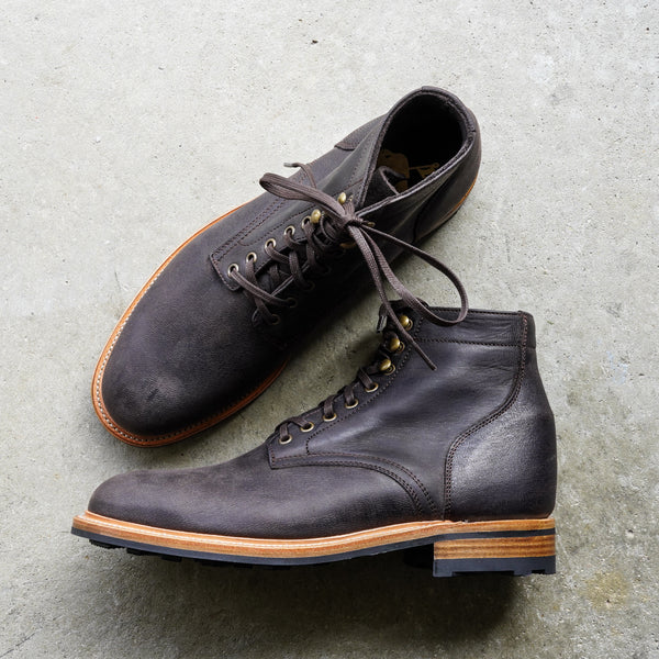 The Allen - Charcoal Brown Waxed Unicorn (602M) Factory
