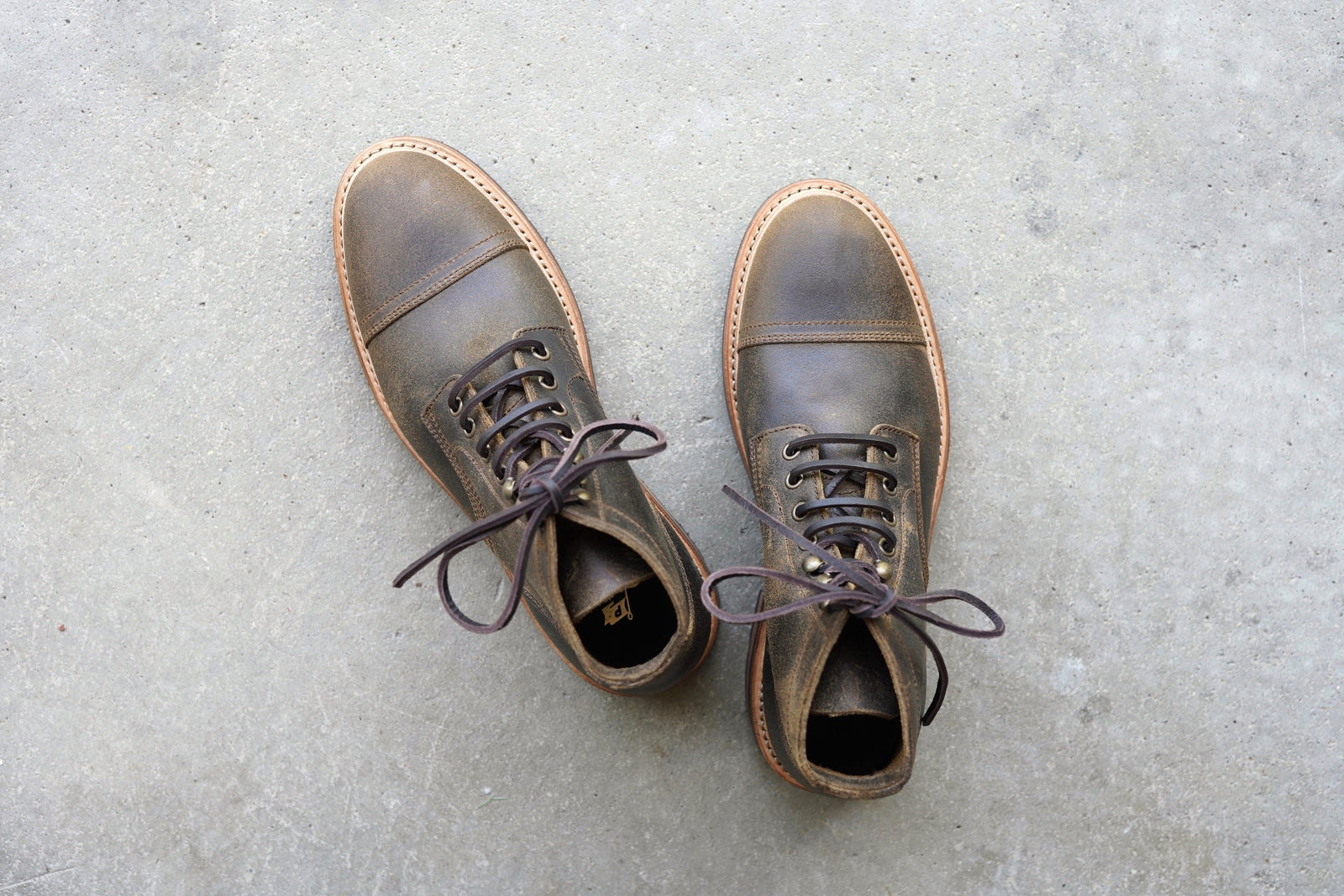 The Richmond - Caper Waxy Commander (618) – Parkhurst Brand LLC