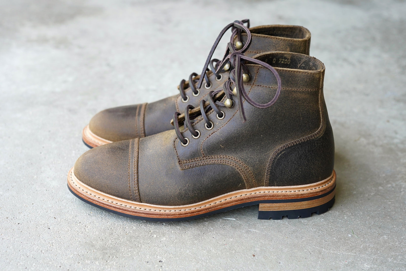 The Richmond - Caper Waxy Commander (618) – Parkhurst Brand LLC